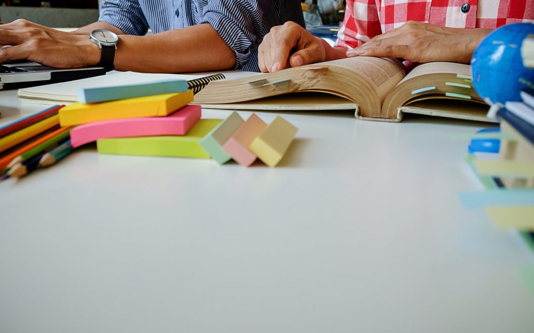 ¿Cómo han cambiado los entornos de aprendizaje en la era digital?